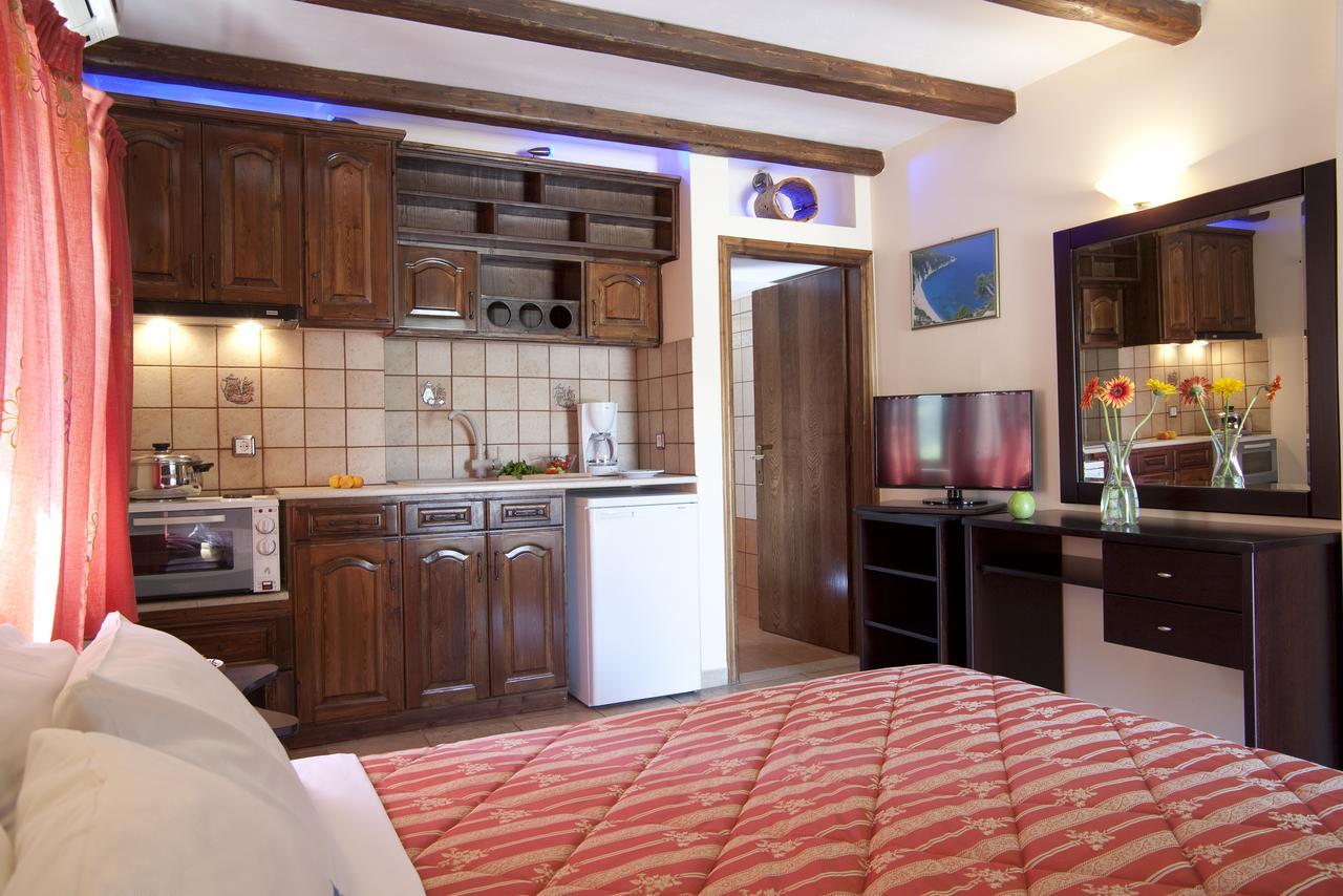 Villa Elia Resort Frínion Dış mekan fotoğraf